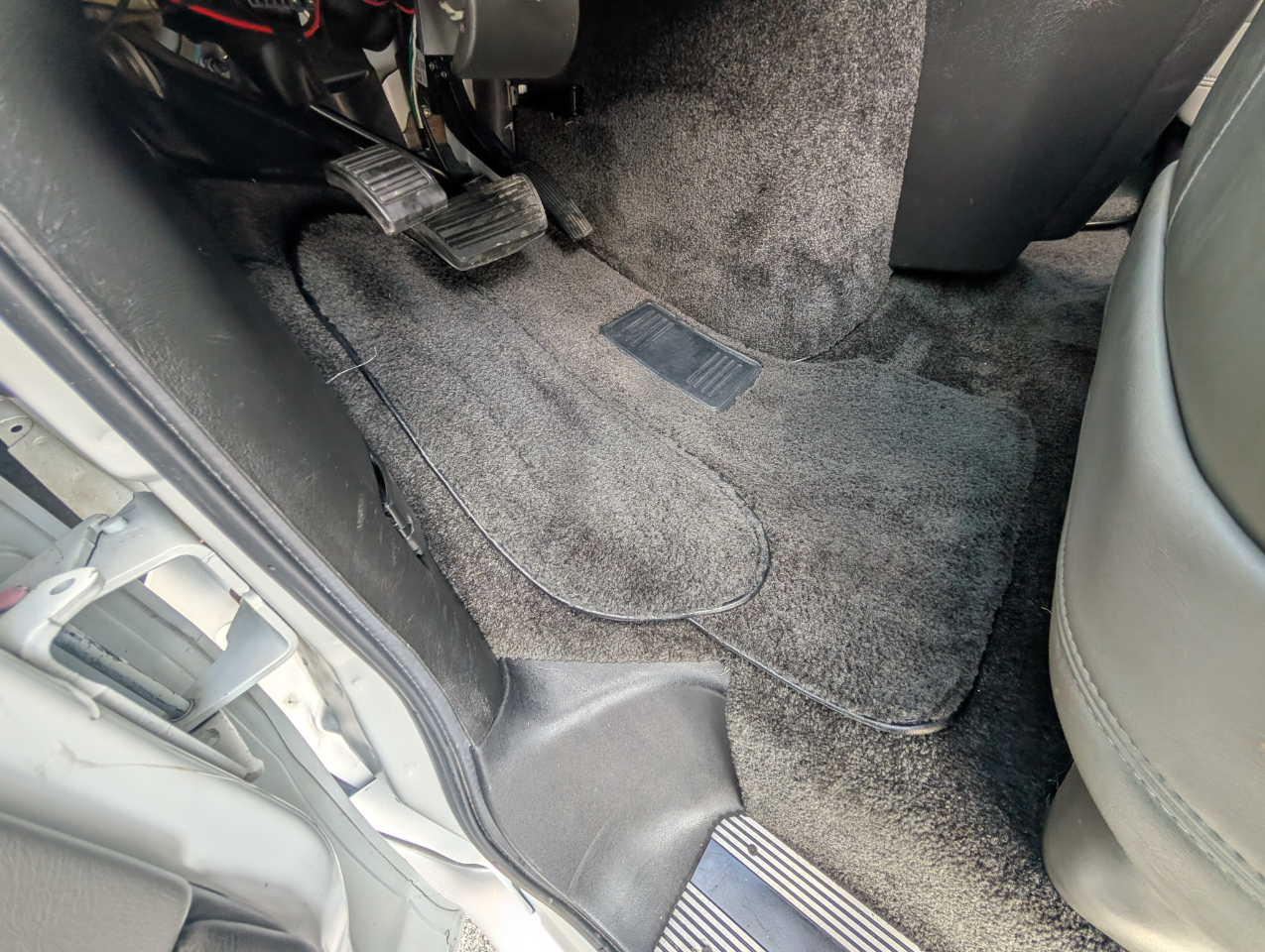 Chevrolet Express Passenger RWD 3500 155" LT w/1LT 2016