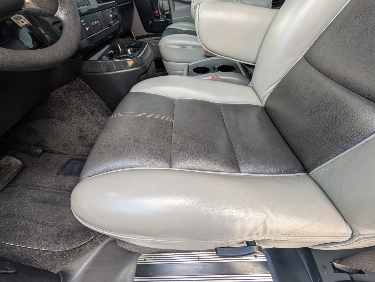 Chevrolet Express Passenger RWD 3500 155" LT w/1LT 2016