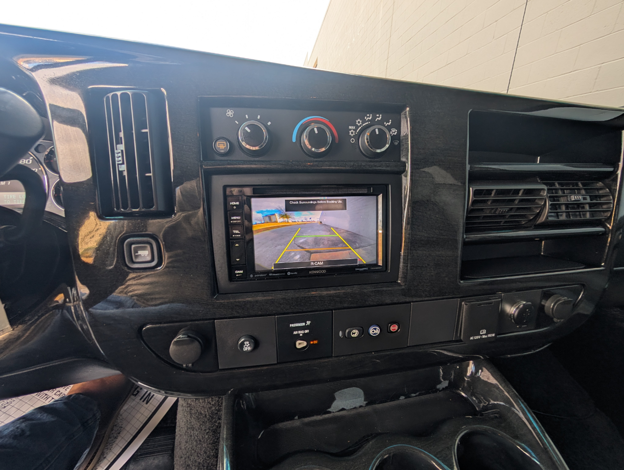 Chevrolet Express Passenger RWD 3500 155" LT w/1LT 2016