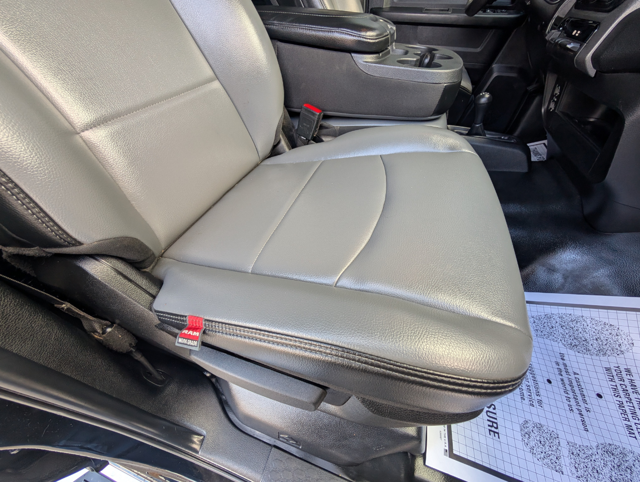 RAM 2500 Tradesman 4x4 Crew Cab 8' Box 2022