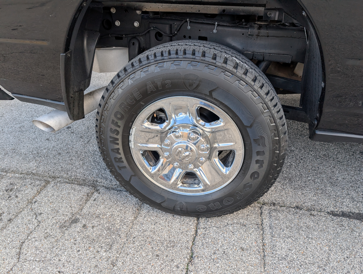 RAM 2500 Tradesman 4x4 Crew Cab 8' Box 2022