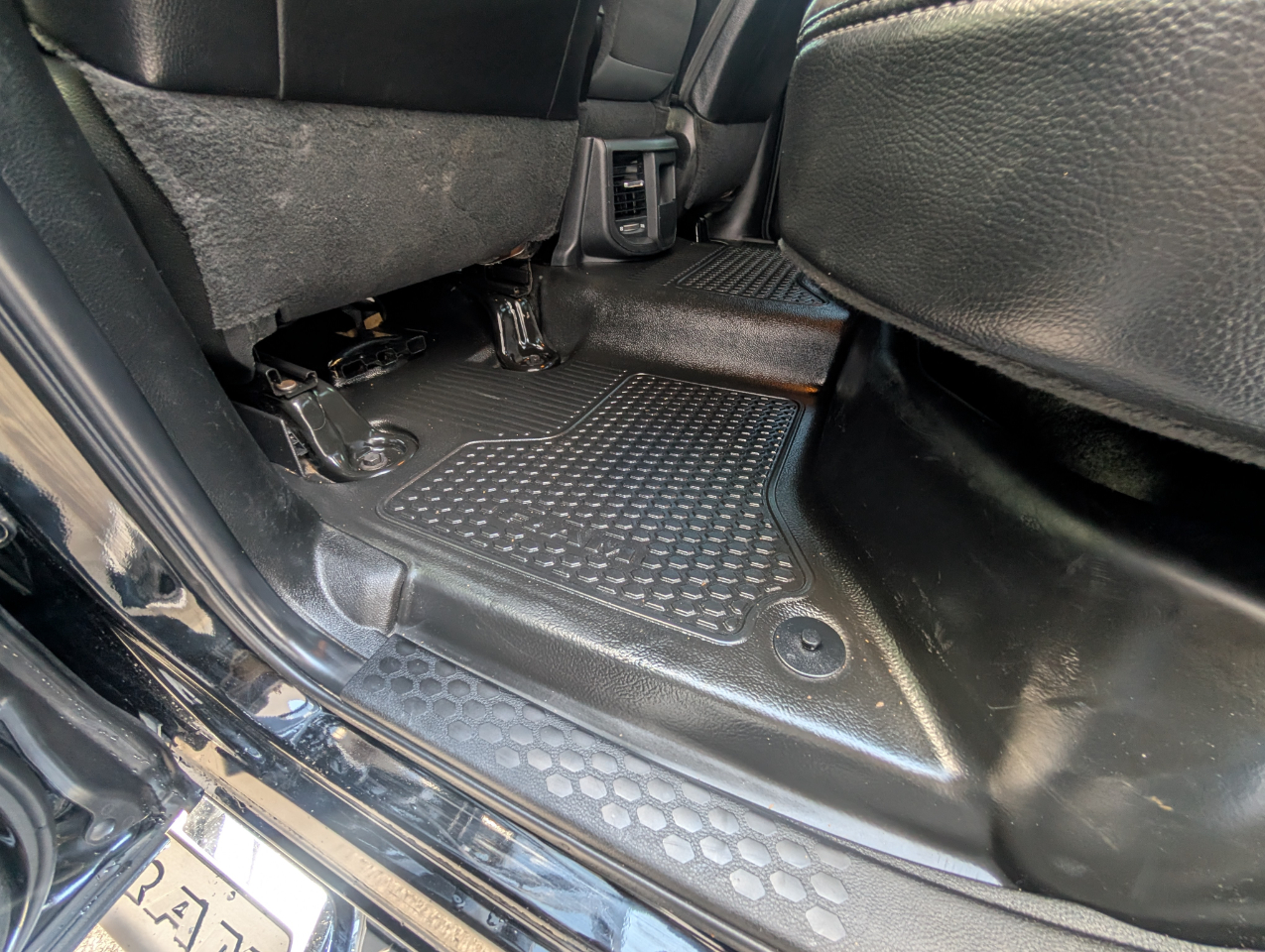 RAM 2500 Tradesman 4x4 Crew Cab 8' Box 2022