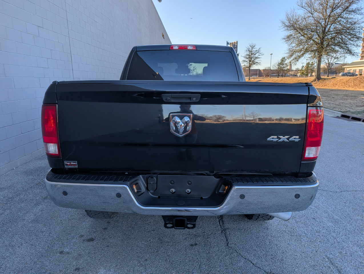 RAM 2500 Tradesman 4x4 Crew Cab 6'4" Box 2018