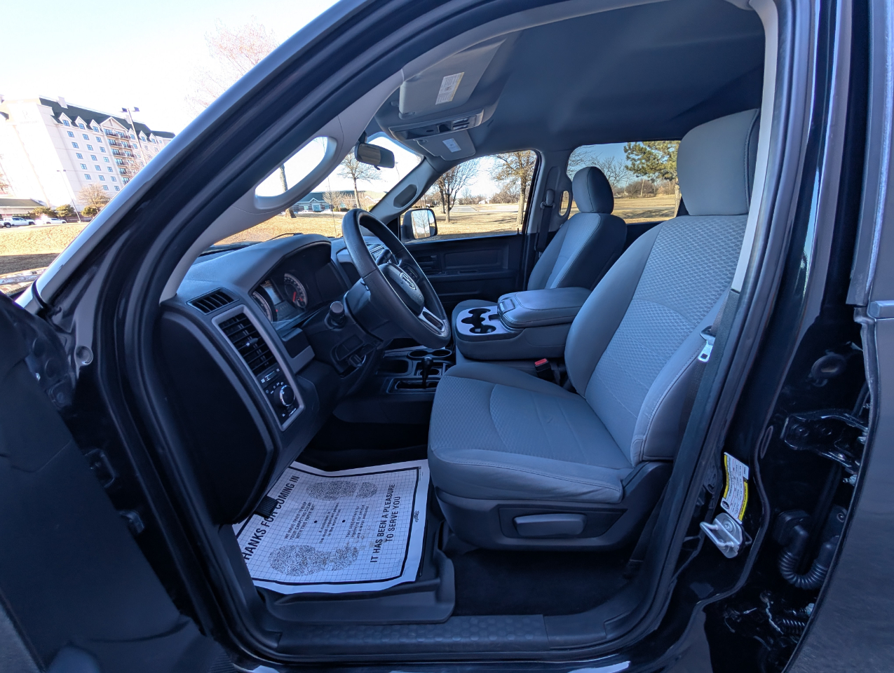 RAM 2500 Tradesman 4x4 Crew Cab 6'4" Box 2018