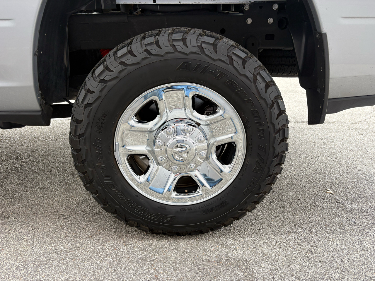 RAM 2500 Tradesman 4x4 Crew Cab 6'4" Box 2022