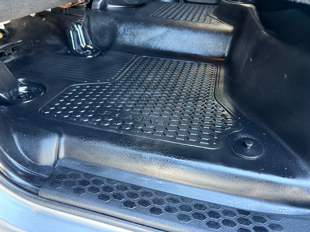 RAM 2500 Tradesman 4x4 Crew Cab 8' Box 2022