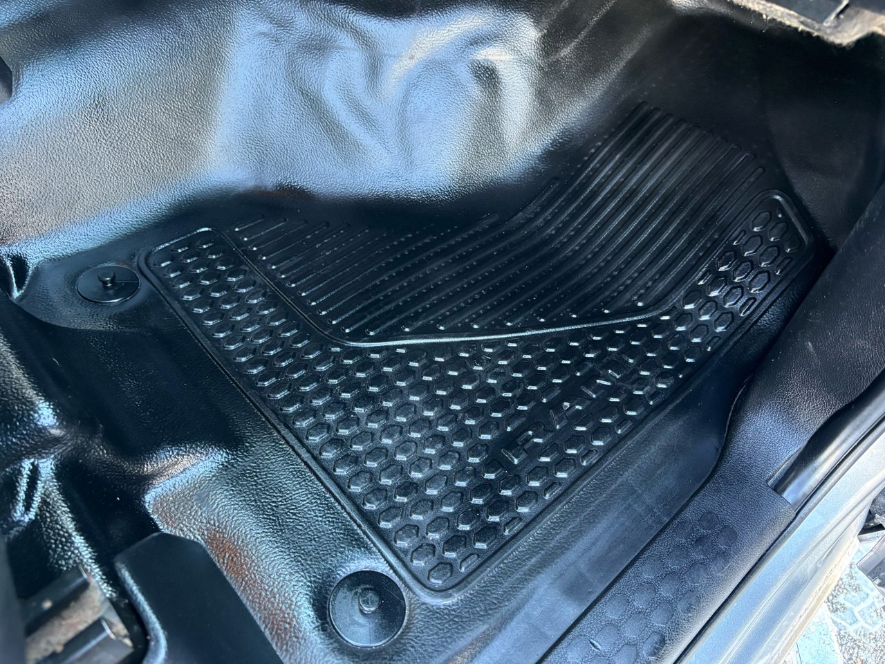 RAM 2500 Tradesman 4x4 Crew Cab 8' Box 2022