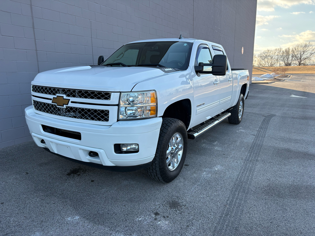 Chevrolet Silverado 2500HD 4WD Crew Cab 153.7" LTZ 2013