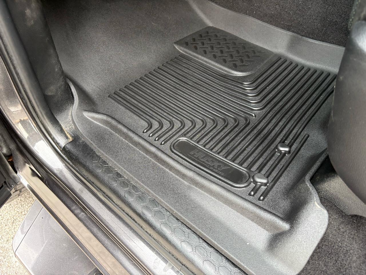 RAM 2500 Laramie 4x4 Mega Cab 6'4" Box 2018