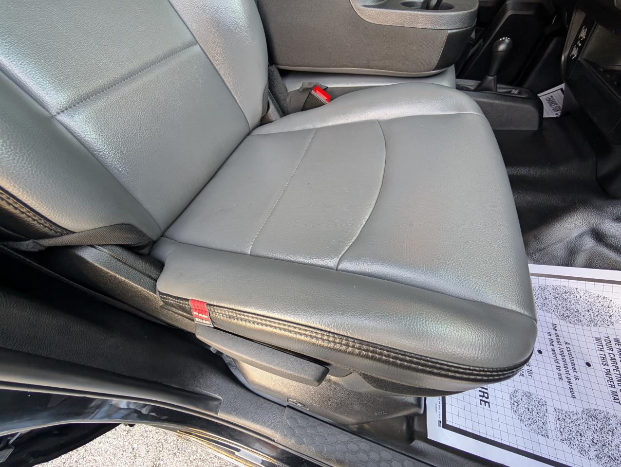 RAM 3500 Tradesman 4x4 Crew Cab 8' Box 2024