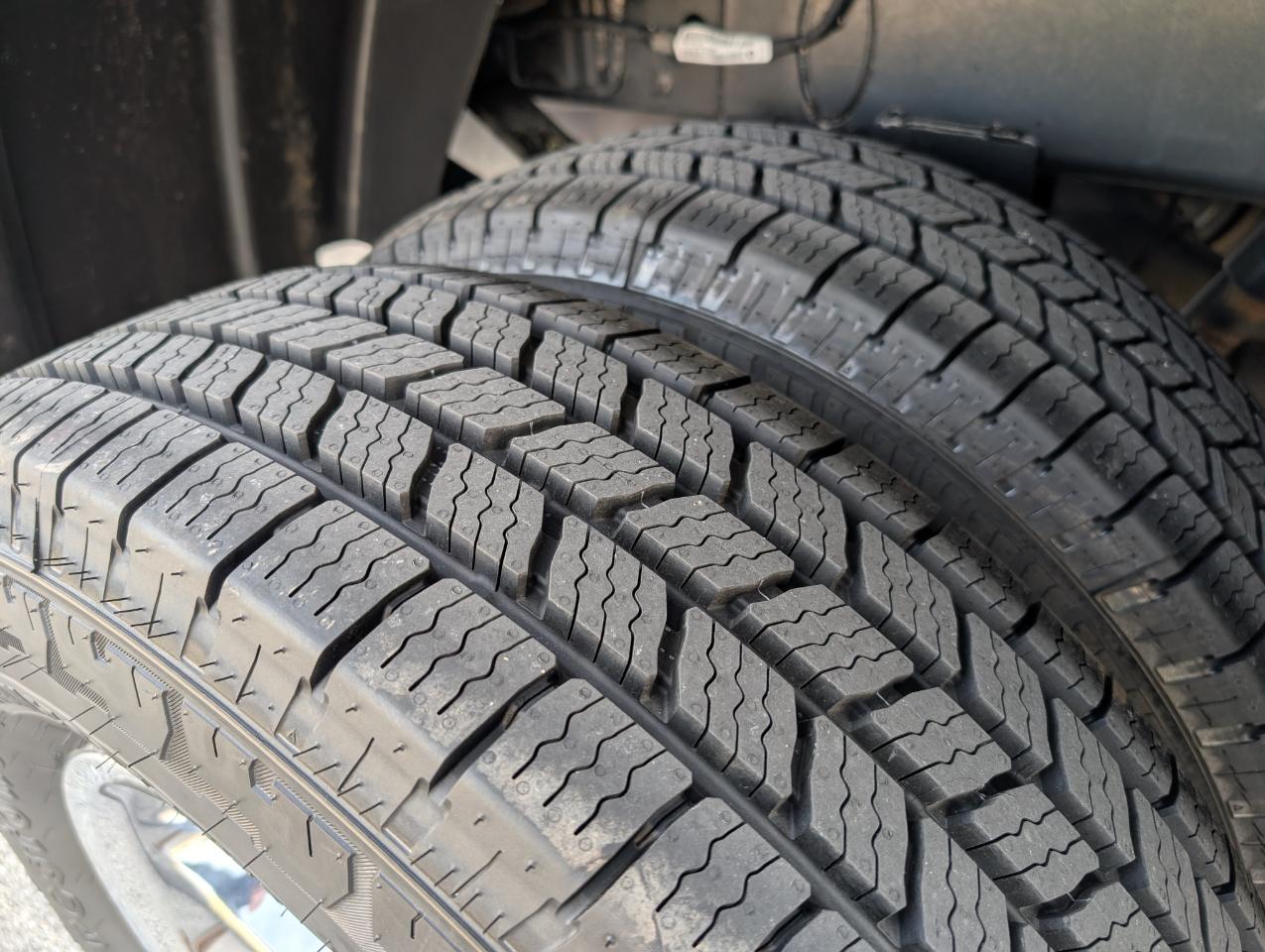 RAM 3500 Tradesman 4x4 Crew Cab 8' Box 2024