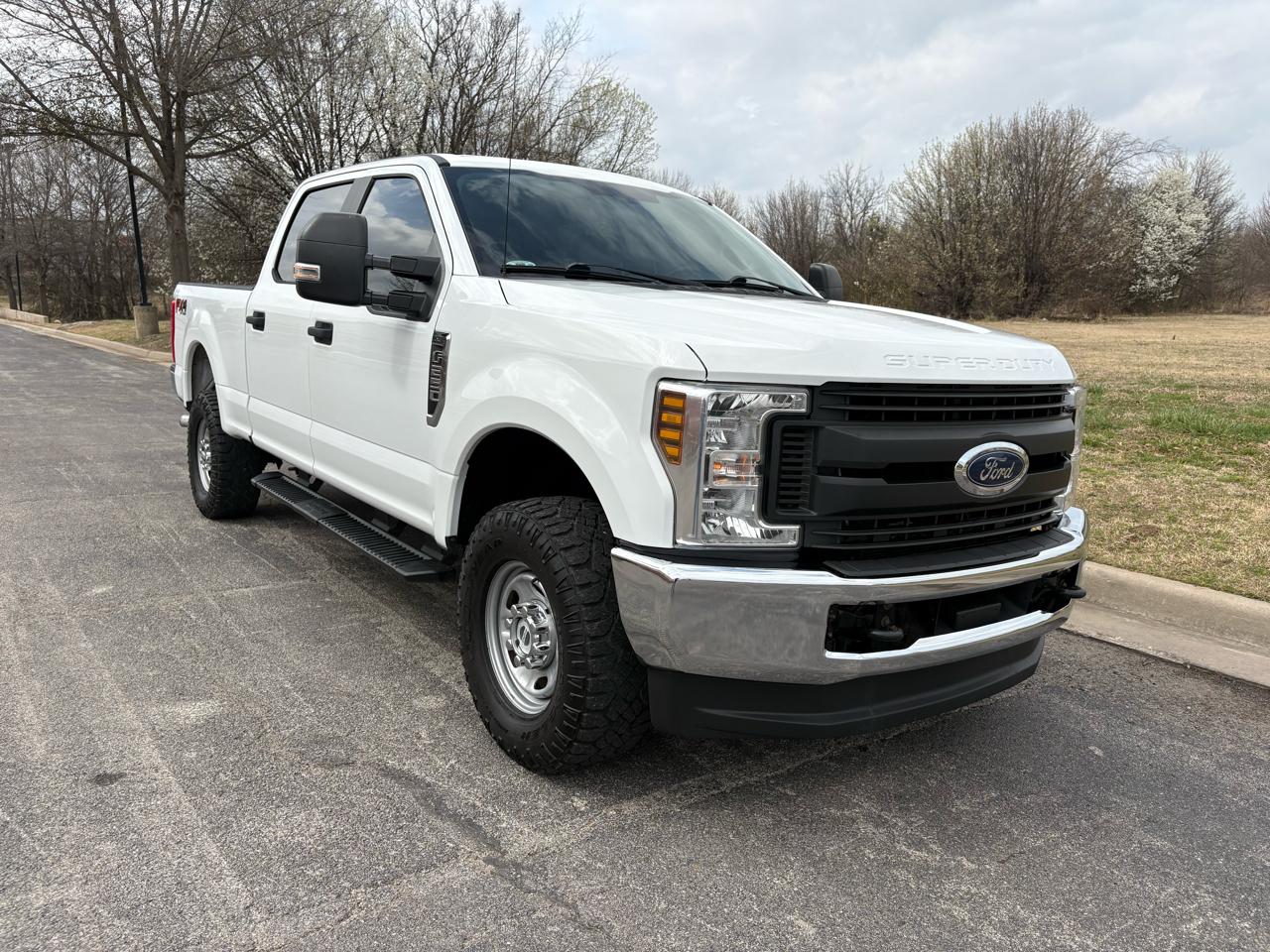 Ford Super Duty F-250 SRW XL 4WD Crew Cab 6.75' Box 2018