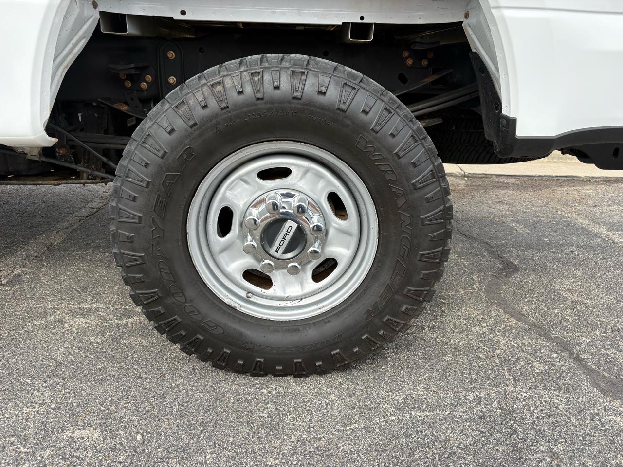 Ford Super Duty F-250 SRW XL 4WD Crew Cab 6.75' Box 2018