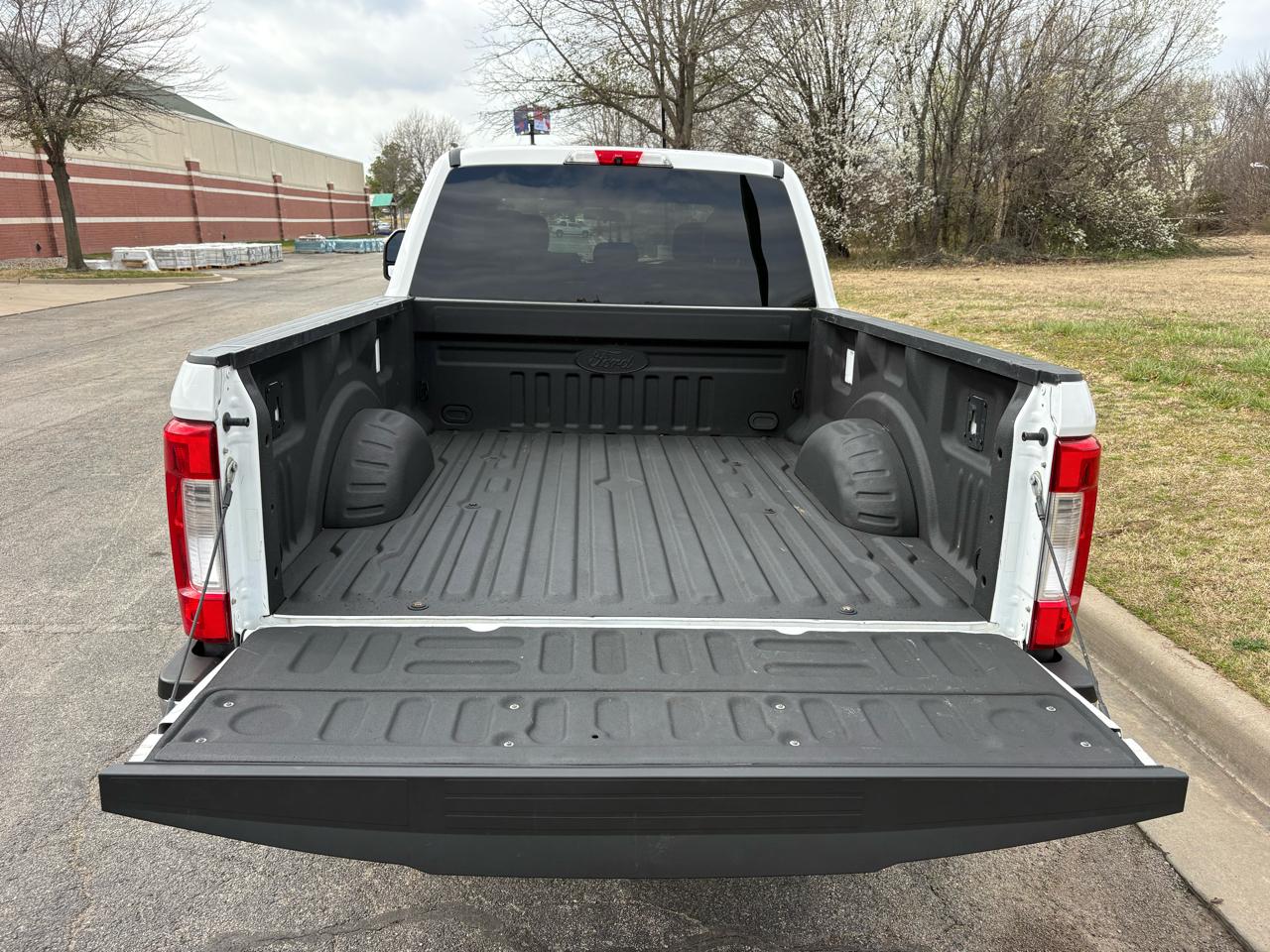 Ford Super Duty F-250 SRW XL 4WD Crew Cab 6.75' Box 2018