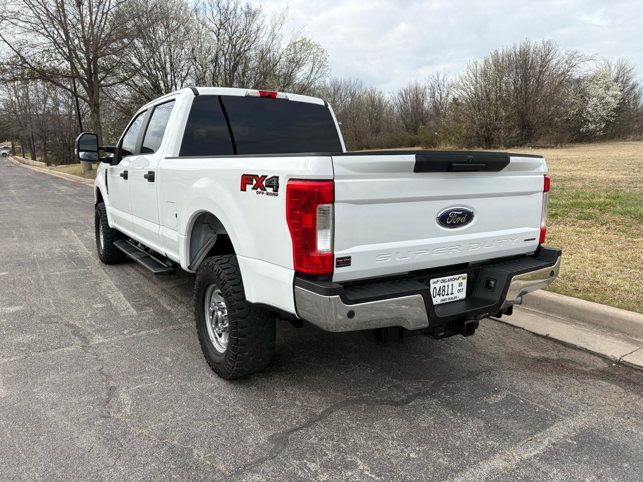 Ford Super Duty F-250 SRW XL 4WD Crew Cab 6.75' Box 2018