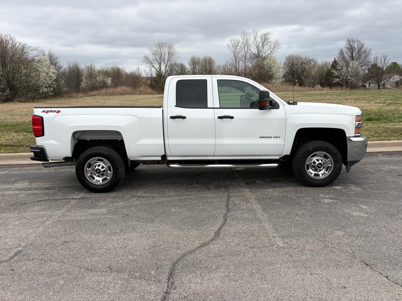 Chevrolet Silverado 2500HD 4WD Double Cab 144.2" Work Truck 2016
