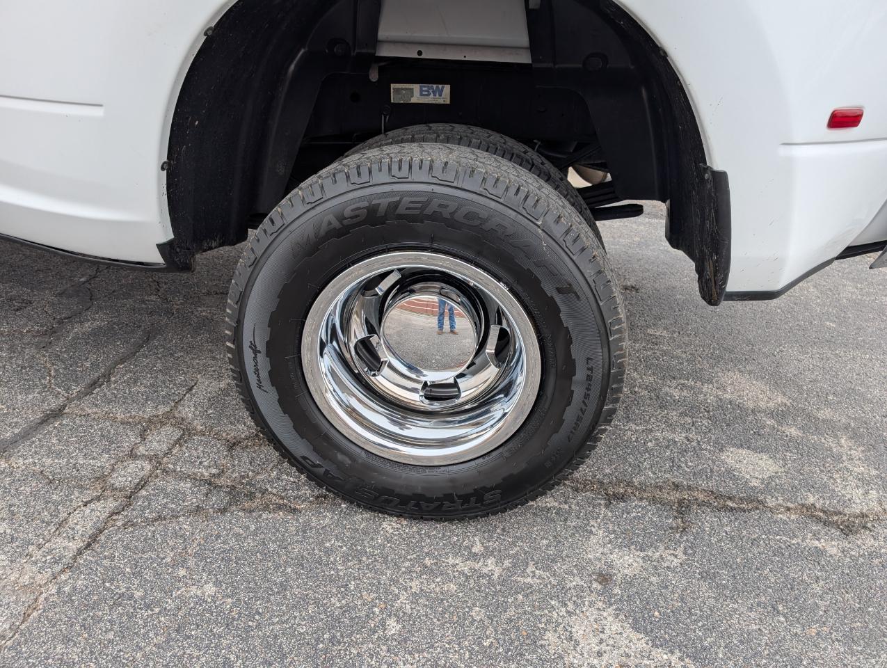 RAM 3500 Tradesman 4x4 Crew Cab 8' Box 2018