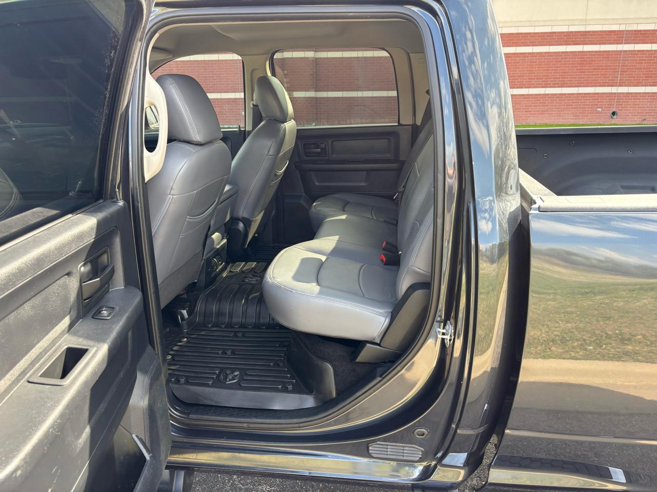 RAM 2500 4WD Crew Cab 149" Tradesman 2015