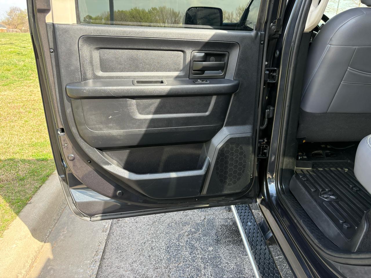 RAM 2500 4WD Crew Cab 149" Tradesman 2015