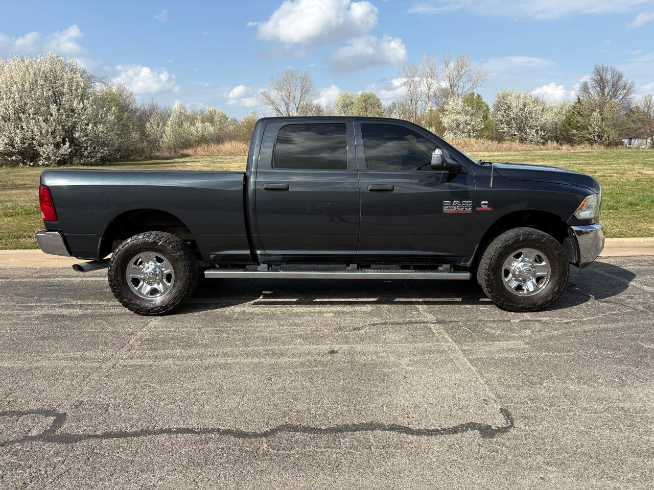 RAM 2500 4WD Crew Cab 149" Tradesman 2015