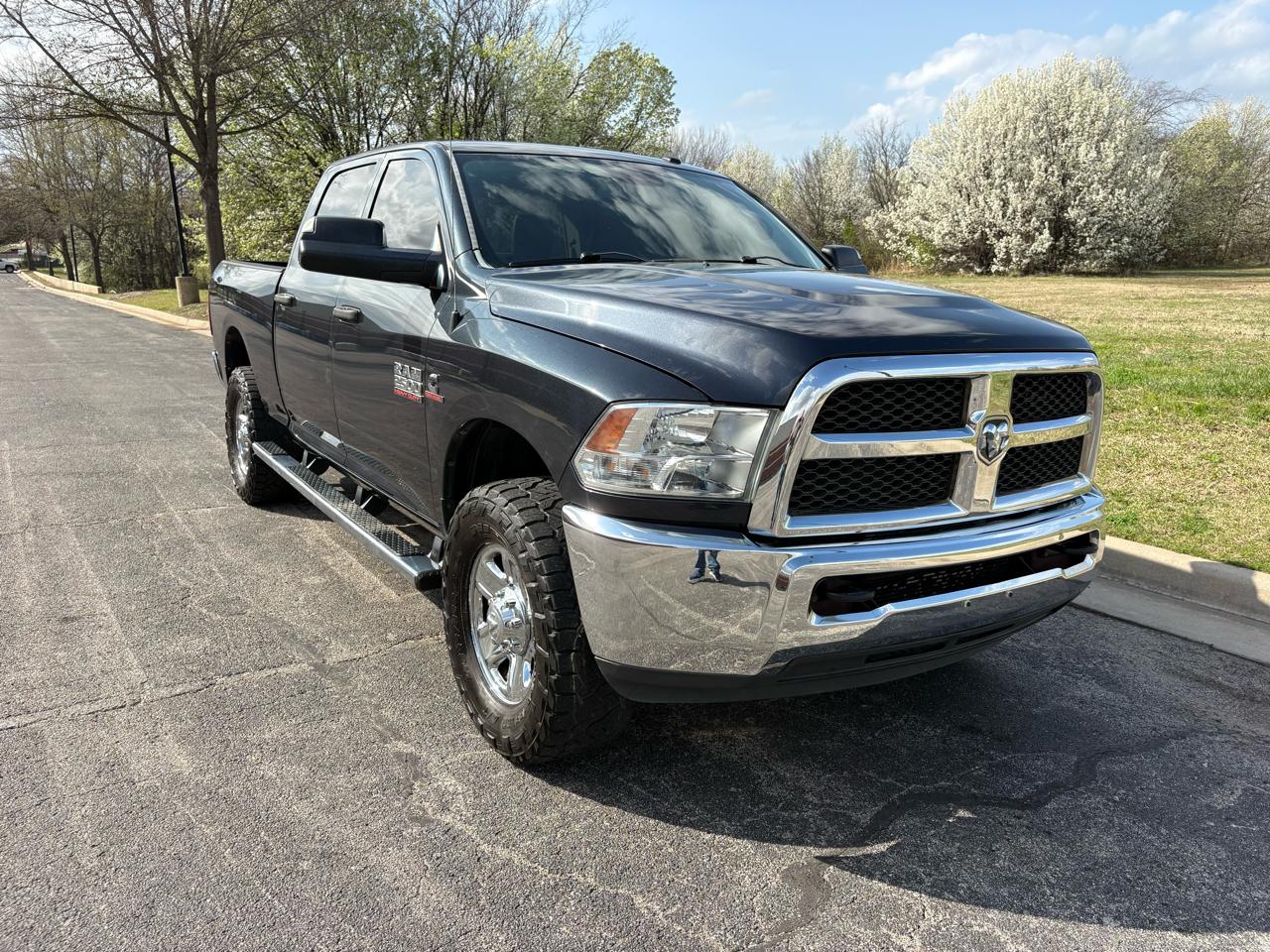 2015 RAM 2500 Tradesman Crew Cab 4WD