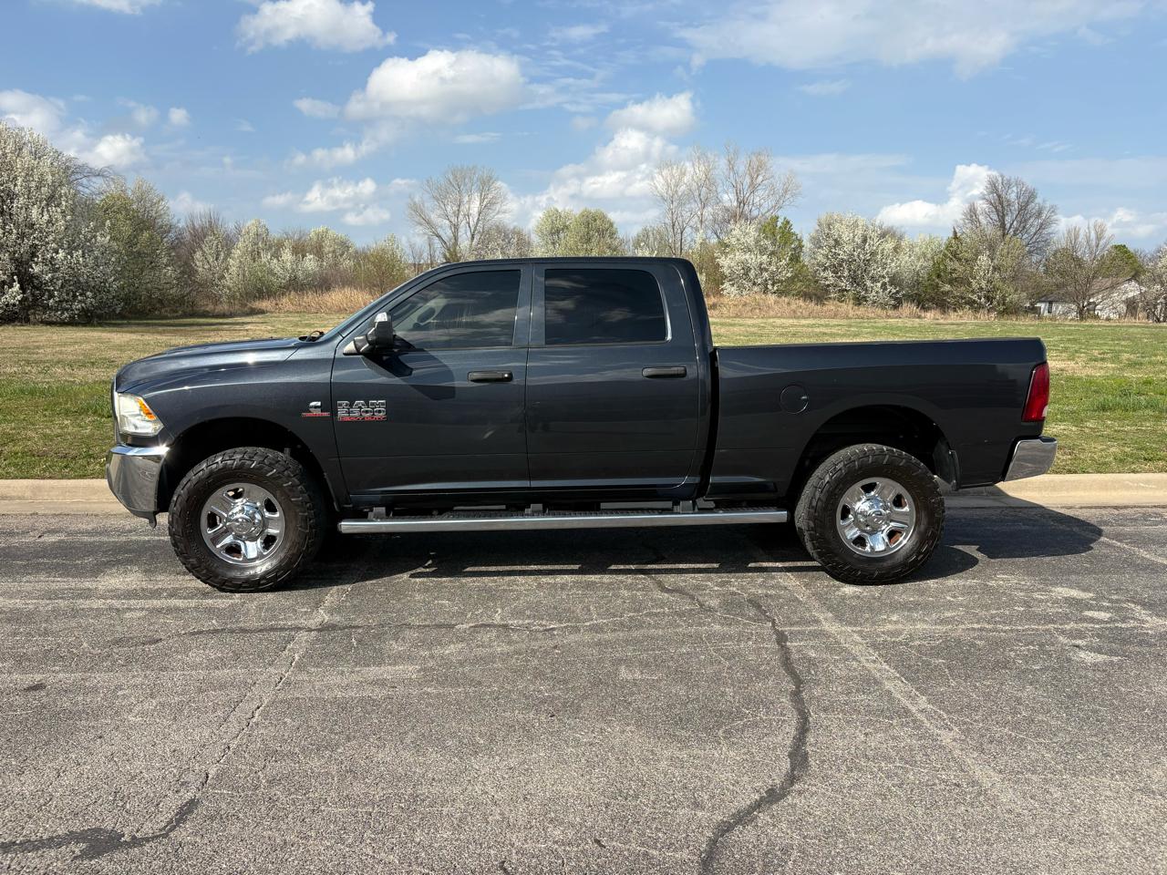 RAM 2500 4WD Crew Cab 149" Tradesman 2015