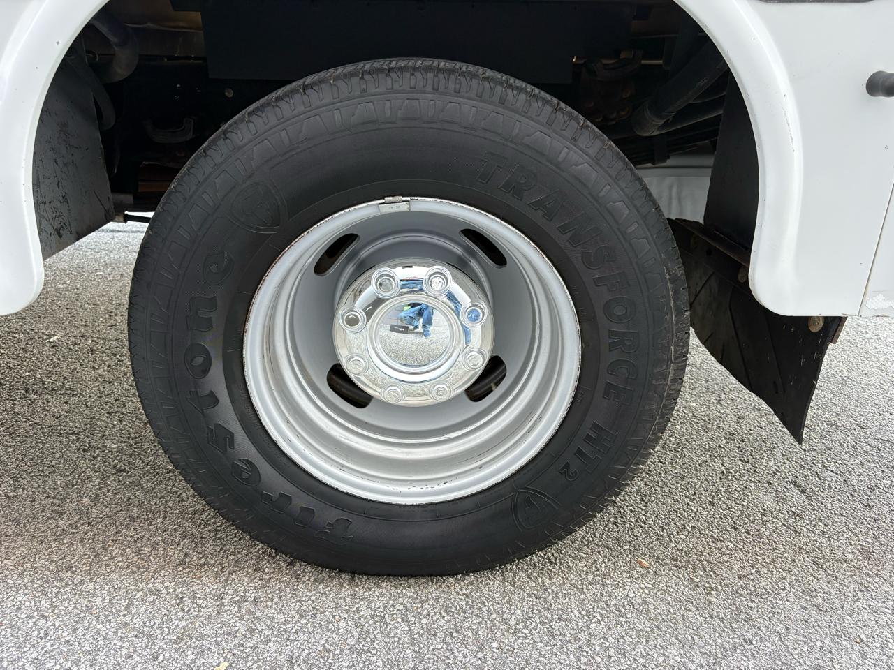 Ford Super Duty F-350 DRW 2WD Reg Cab 141" WB 60" CA XL 2016