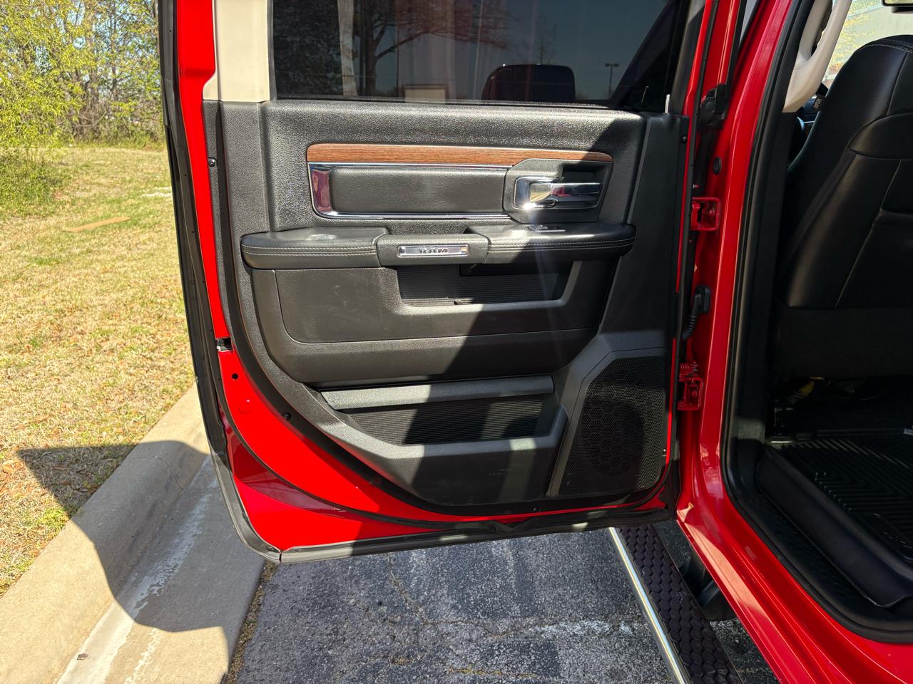 RAM 2500 Laramie 4x4 Crew Cab 6'4" Box 2018