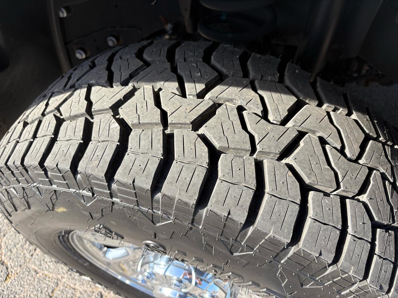 RAM 2500 Tradesman 4x4 Crew Cab 6'4" Box 2019