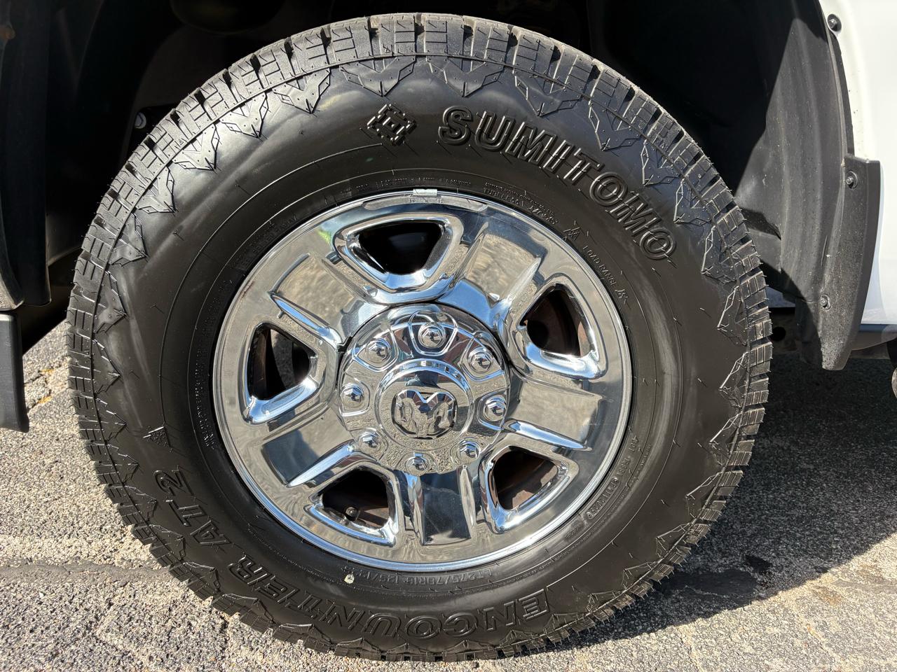 RAM 2500 Tradesman 4x4 Crew Cab 6'4" Box 2019