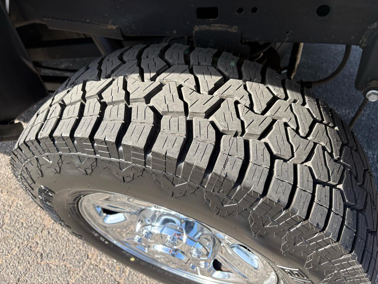 RAM 2500 Tradesman 4x4 Crew Cab 6'4" Box 2019