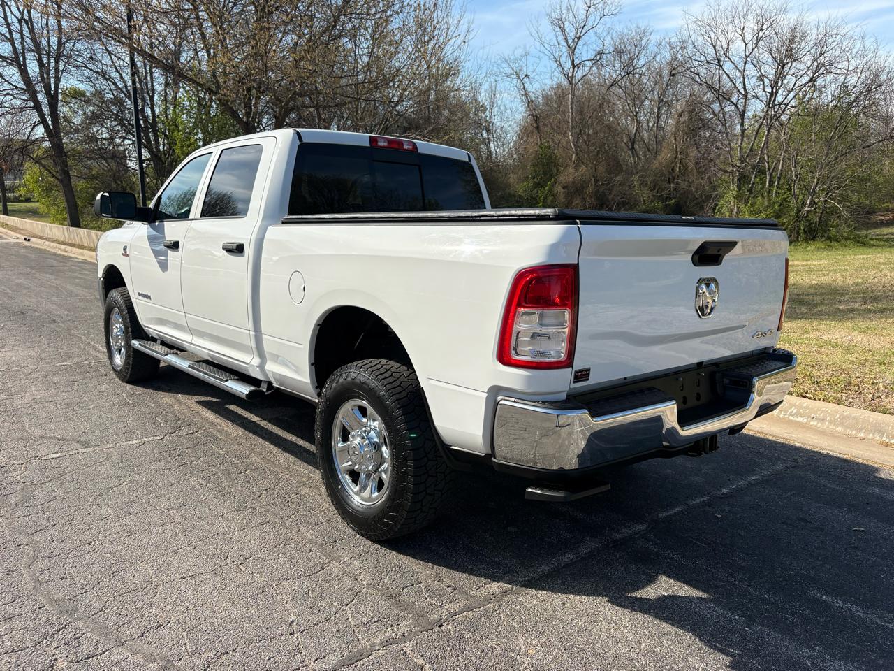 RAM 2500 Tradesman 4x4 Crew Cab 6'4" Box 2019