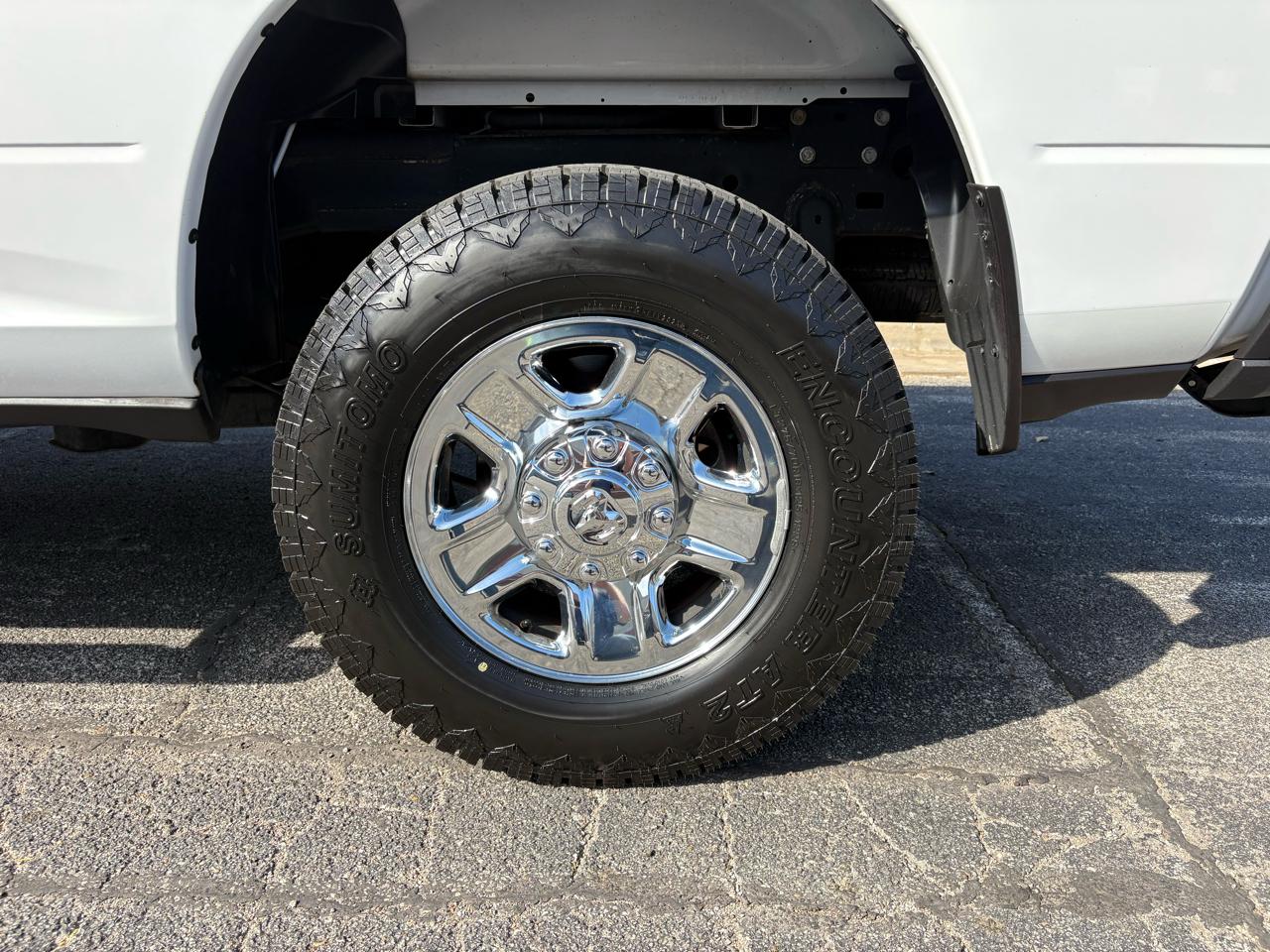 RAM 2500 Tradesman 4x4 Crew Cab 6'4" Box 2019