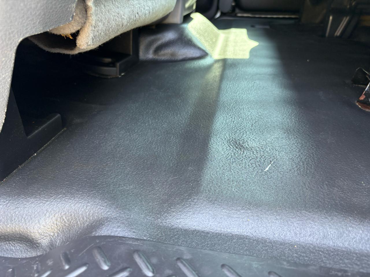 Ford F-150 4WD SuperCab 145" XL 2011