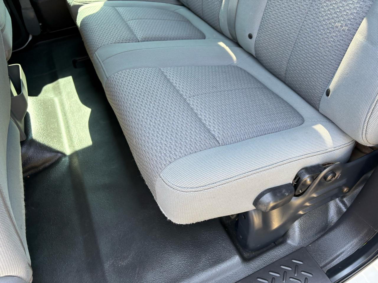 Ford F-150 4WD SuperCab 145" XL 2011