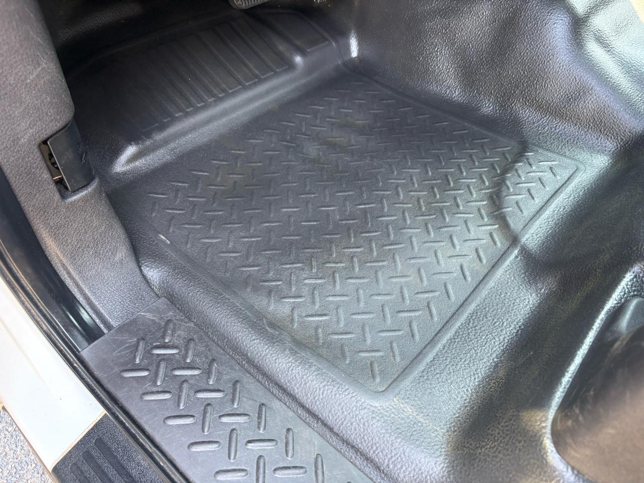 Ford F-150 4WD SuperCab 145" XL 2011