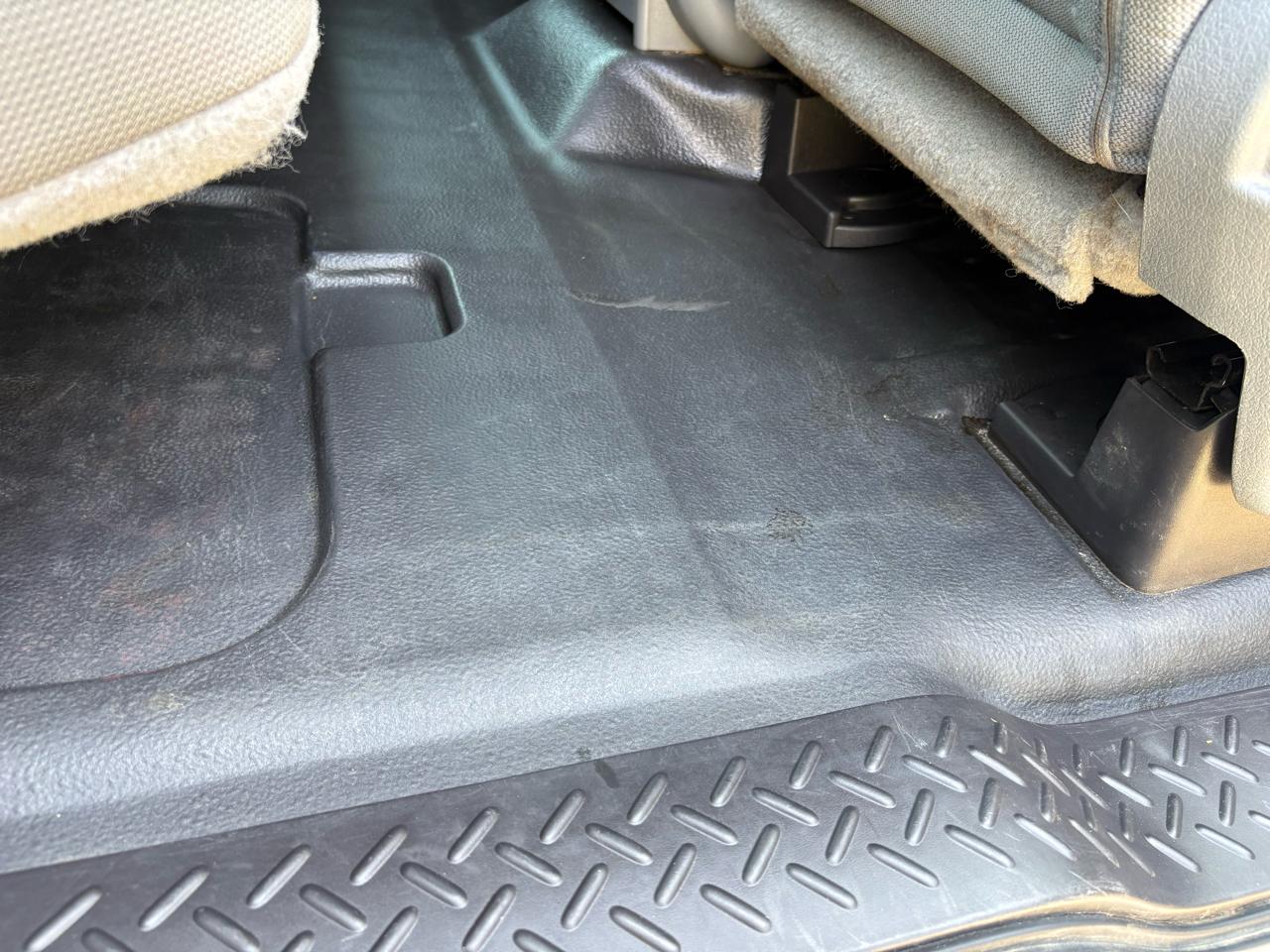 Ford F-150 4WD SuperCab 145" XL 2011