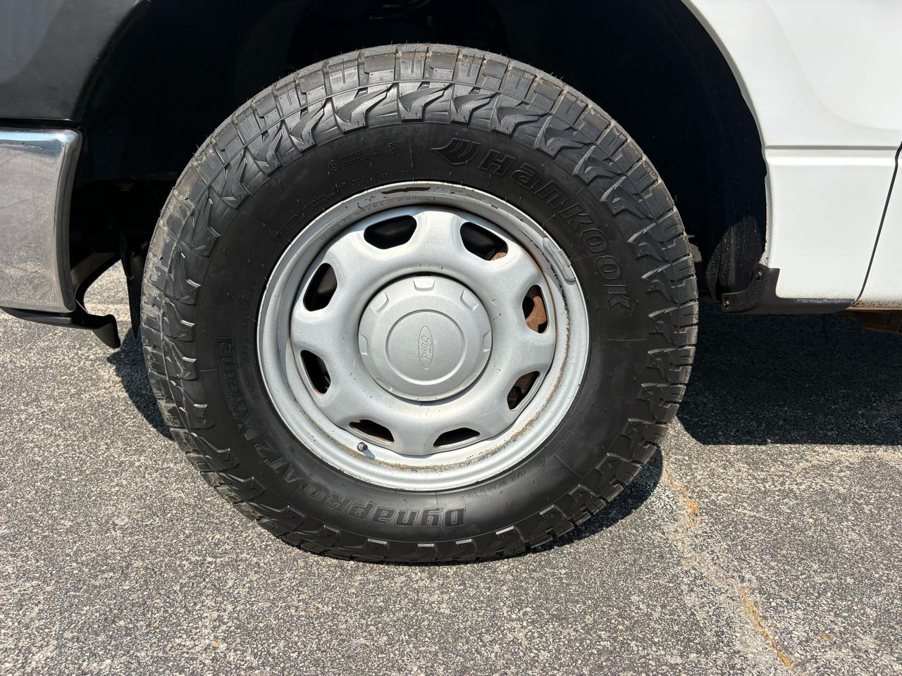 Ford F-150 4WD SuperCab 145" XL 2011