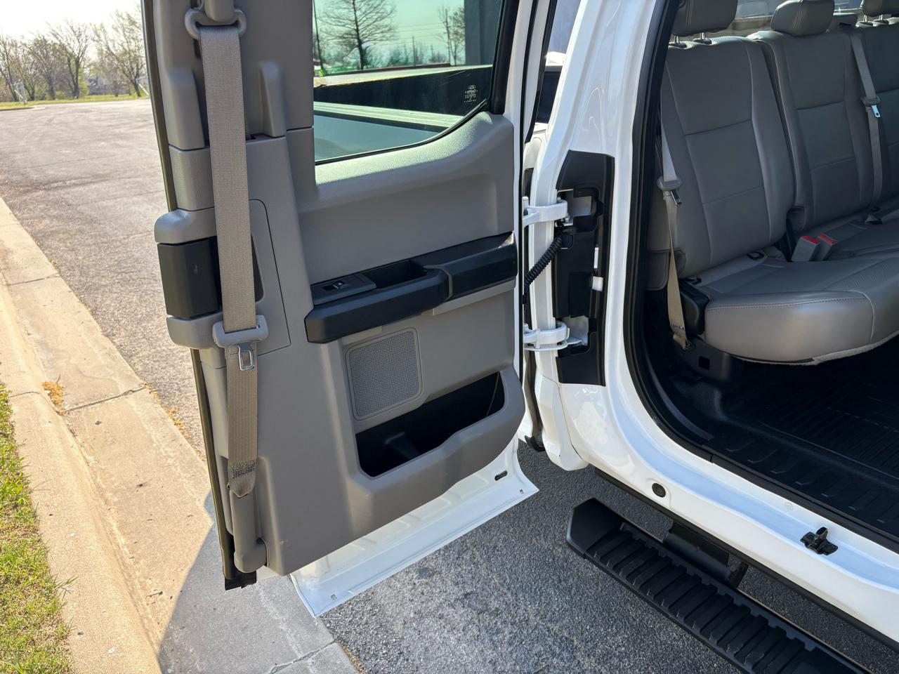 Ford Super Duty F-250 SRW XL 4WD SuperCab 6.75' Box 2018