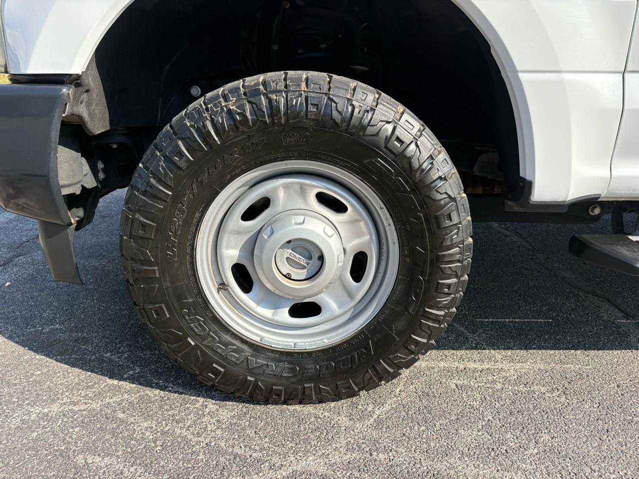 Ford Super Duty F-250 SRW XL 4WD SuperCab 6.75' Box 2018