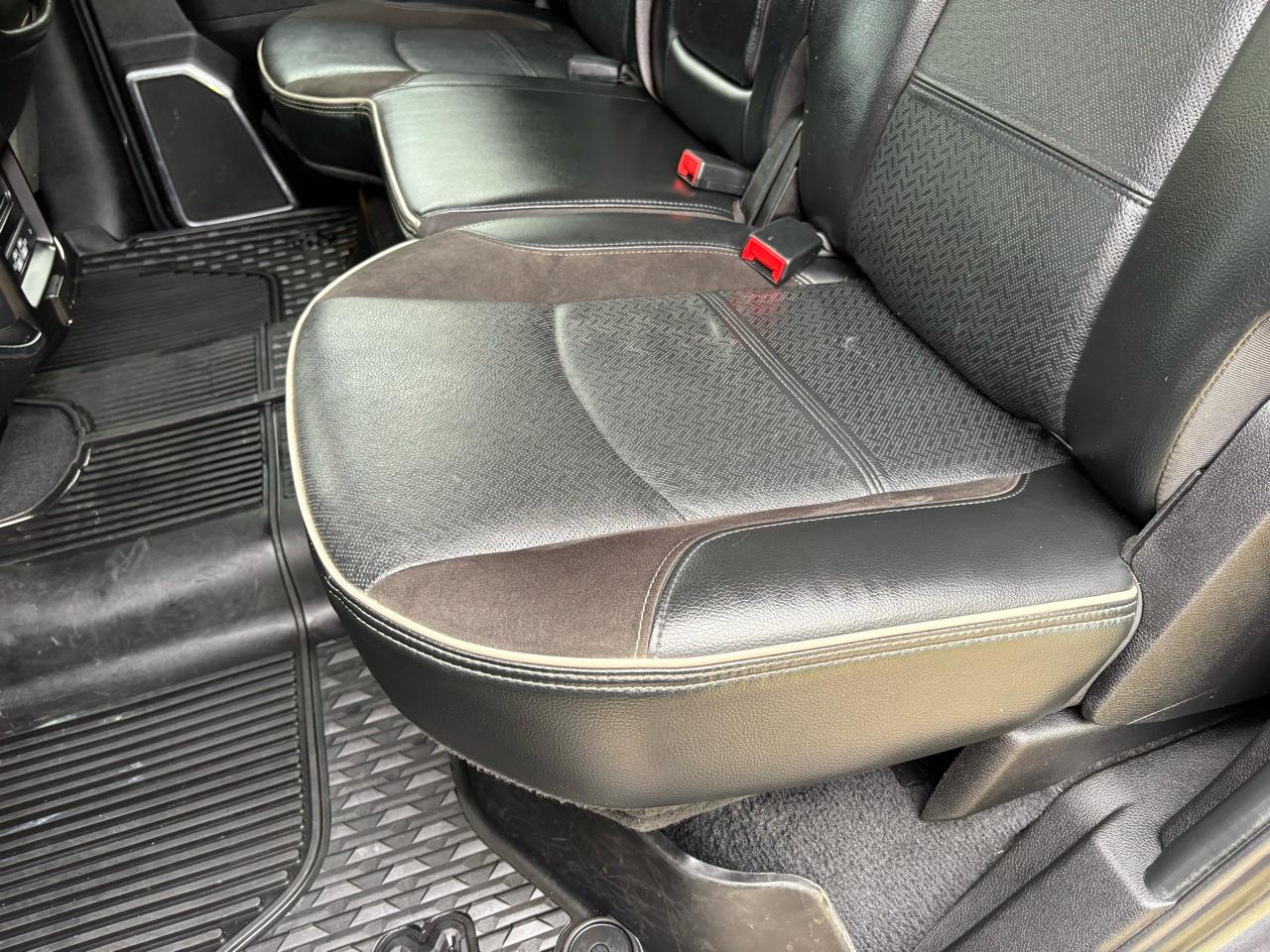 RAM 2500 Laramie 4x4 Crew Cab 6'4" Box 2022