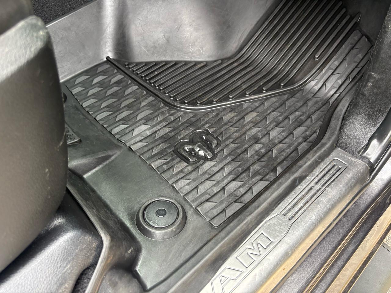 RAM 2500 Laramie 4x4 Crew Cab 6'4" Box 2022