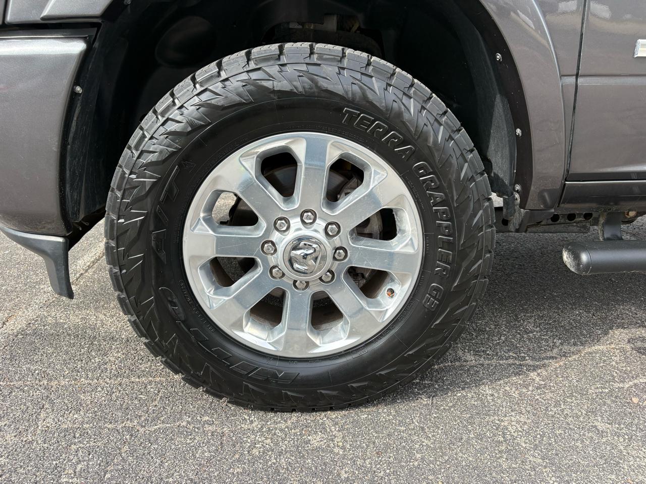 RAM 2500 Laramie 4x4 Crew Cab 6'4" Box 2022