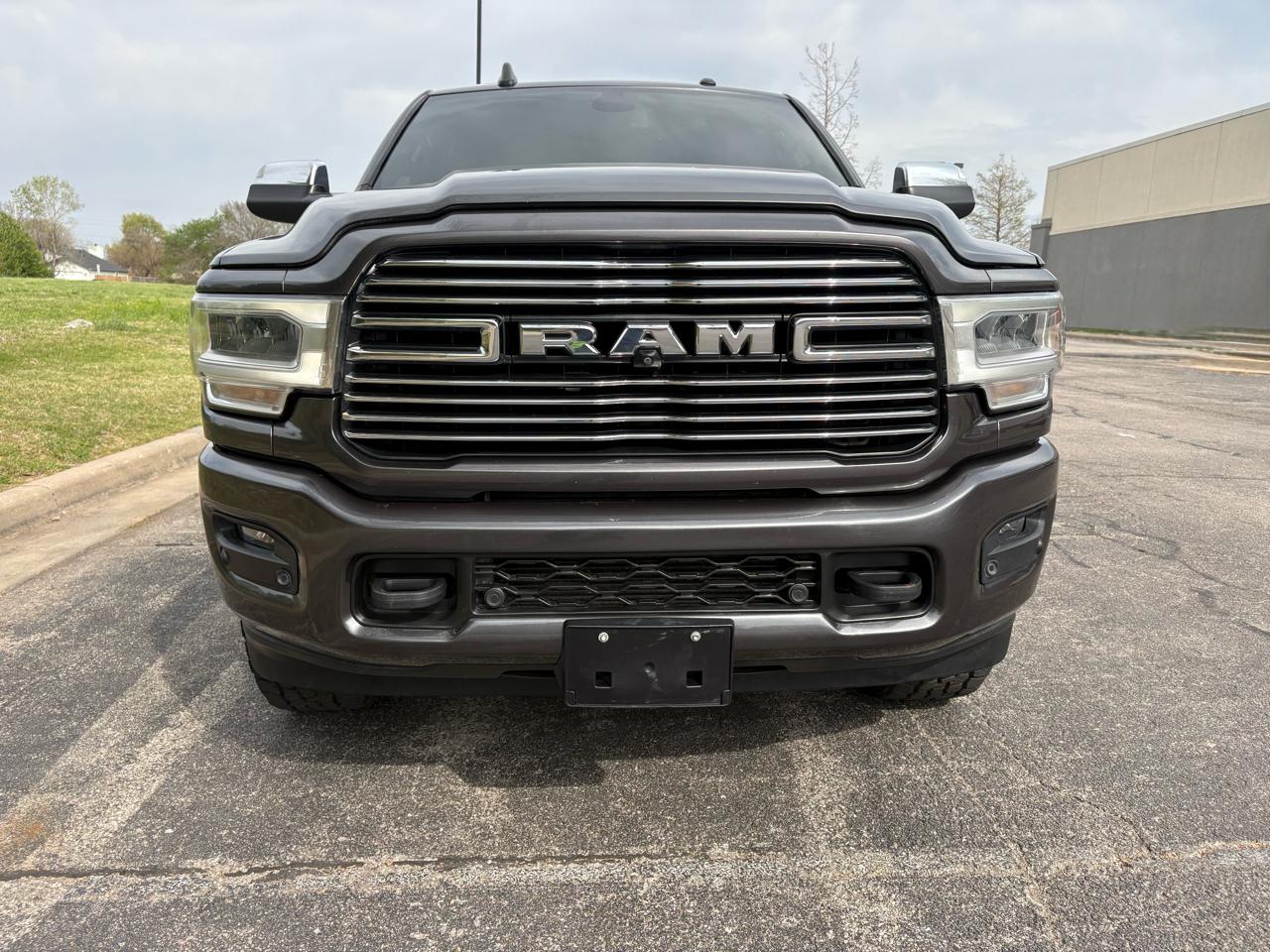 RAM 2500 Laramie 4x4 Crew Cab 6'4" Box 2022