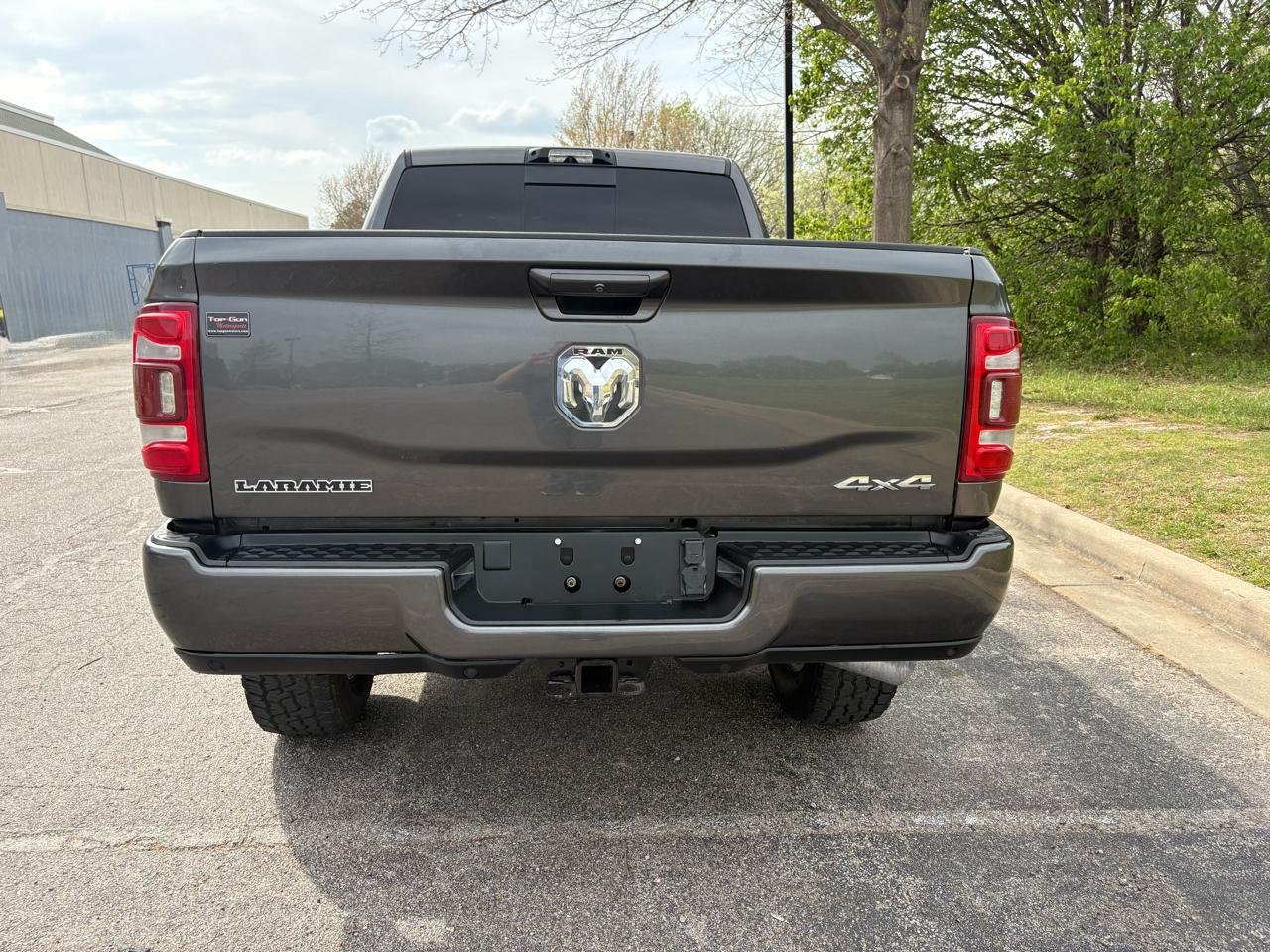 RAM 2500 Laramie 4x4 Crew Cab 6'4" Box 2022