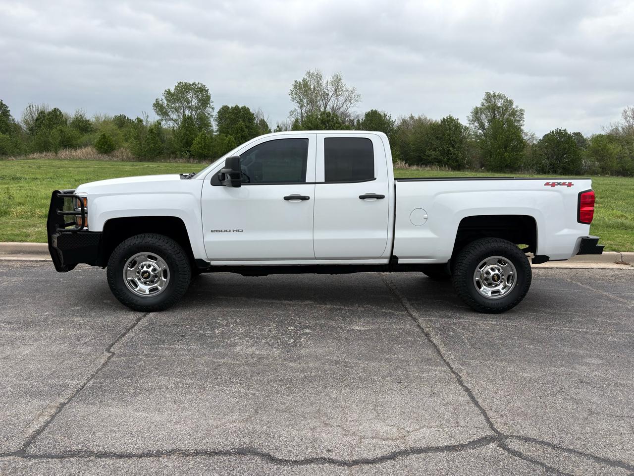 Chevrolet Silverado 2500HD 4WD Double Cab 144.2" Work Truck 2018