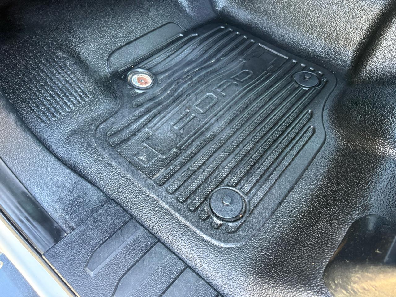 Ford Super Duty F-250 SRW XL 4WD Crew Cab 8' Box 2019