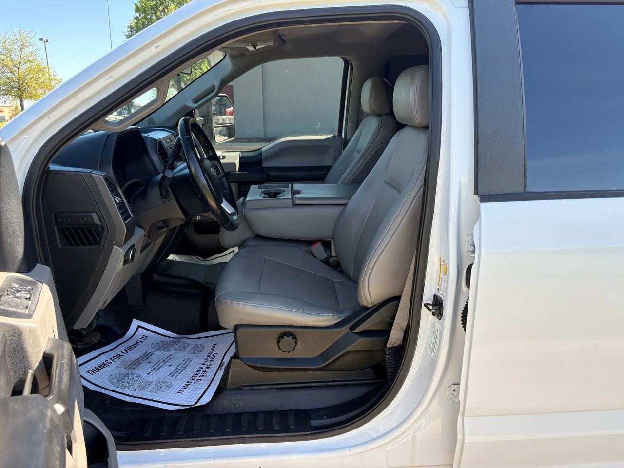 Ford Super Duty F-250 SRW XL 4WD Crew Cab 8' Box 2019