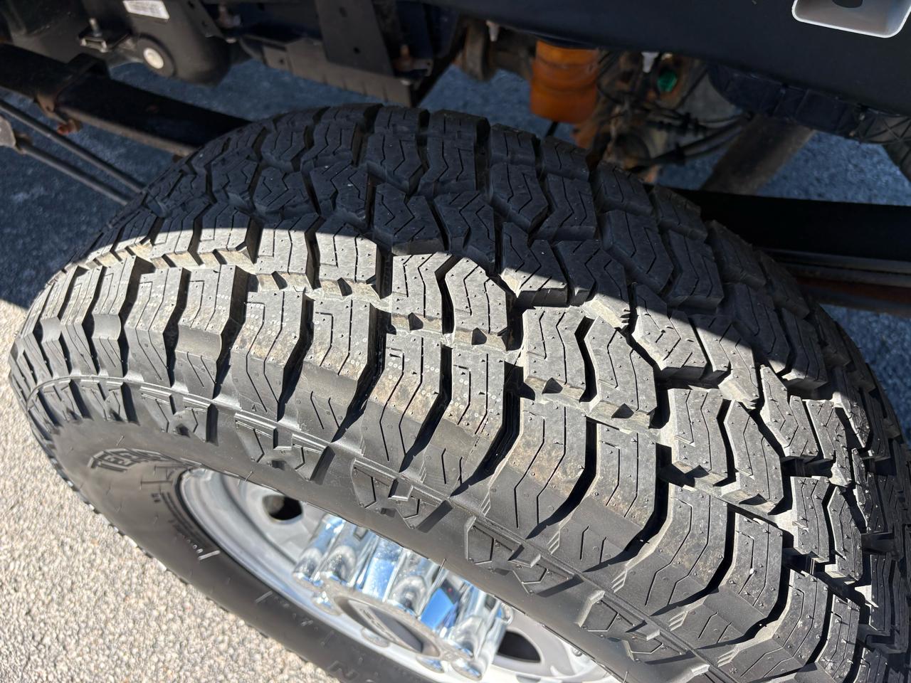 Ford Super Duty F-250 SRW XL 4WD Crew Cab 8' Box 2019