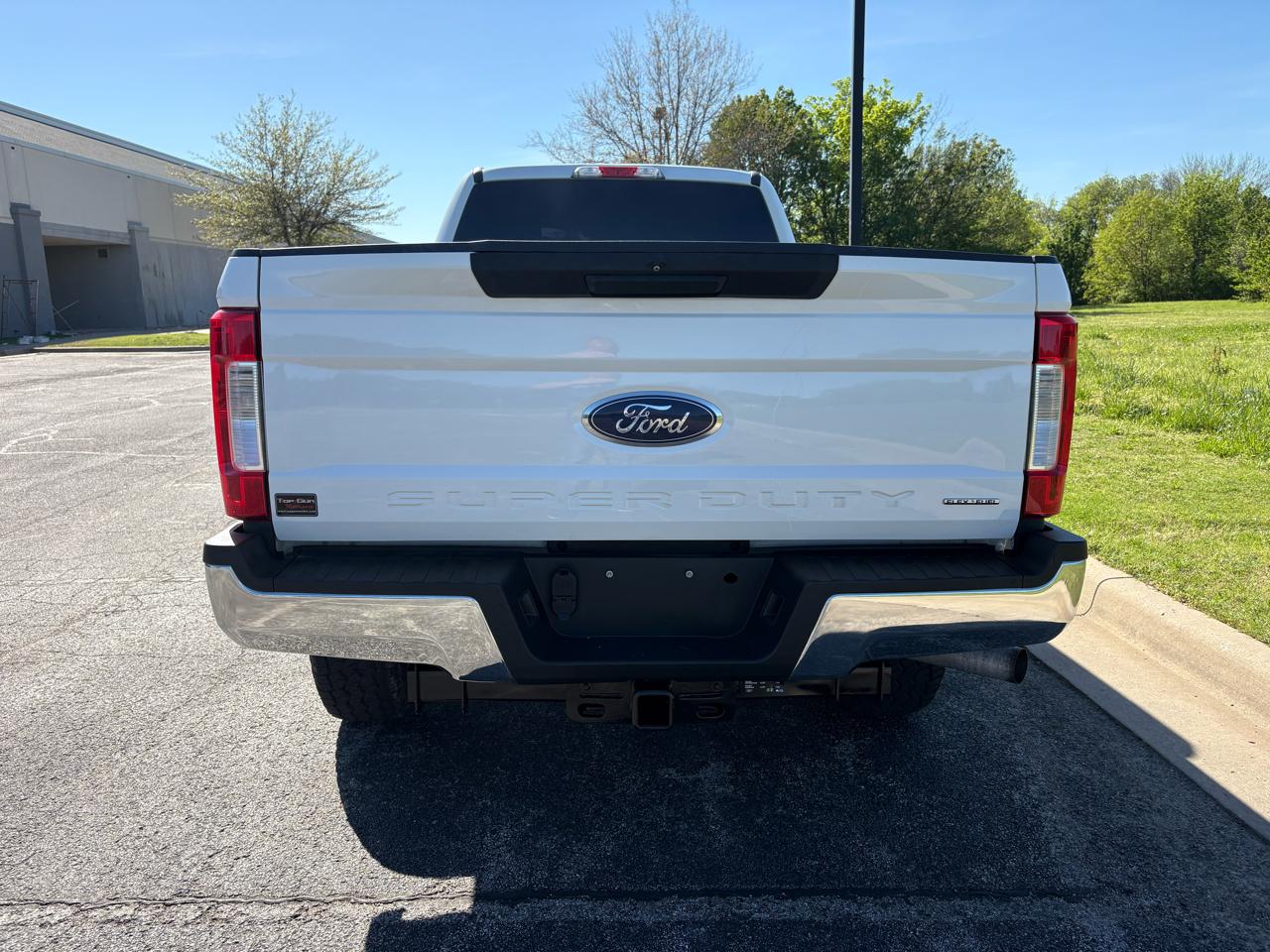 Ford Super Duty F-250 SRW XL 4WD Crew Cab 8' Box 2019